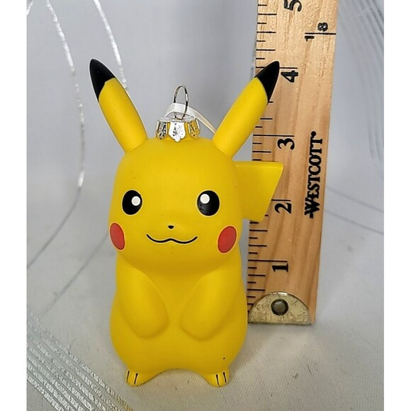 Lof of 3 Pokemon Pikachu - Graffiti Pikachu, Christmas Ornament & 2015 Tomy Toys - Picture 8 of 15